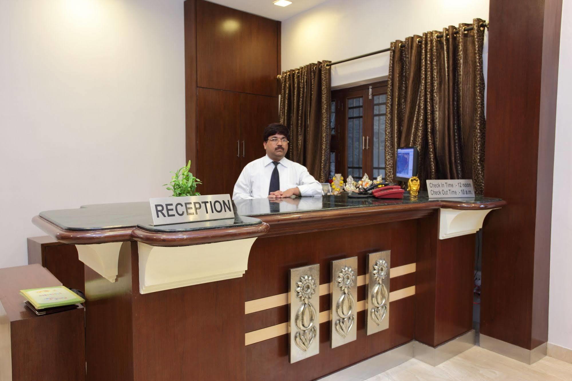 Hotel Dayal Udaipur Eksteriør bilde